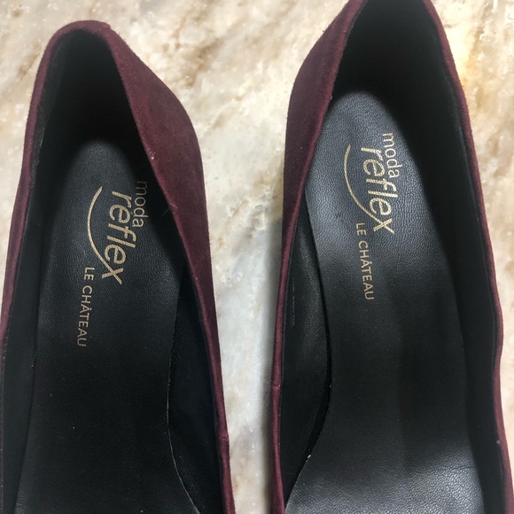 Like New ladies pumps - Size 10 - Picture 3 of 6